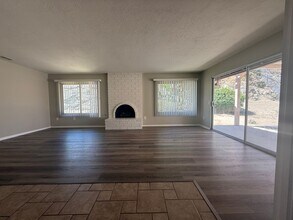 800 Vía Mindi in Riverside, CA - Building Photo - Building Photo