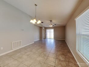 12740 Lemon Pepper Dr in Riverview, FL - Building Photo - Building Photo