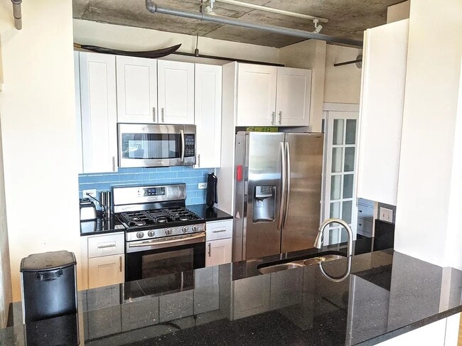 property at 700 W Van Buren St
