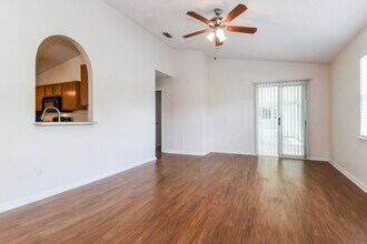 175 Nadia Michelle Ct S in Jacksonville, FL - Building Photo - Building Photo