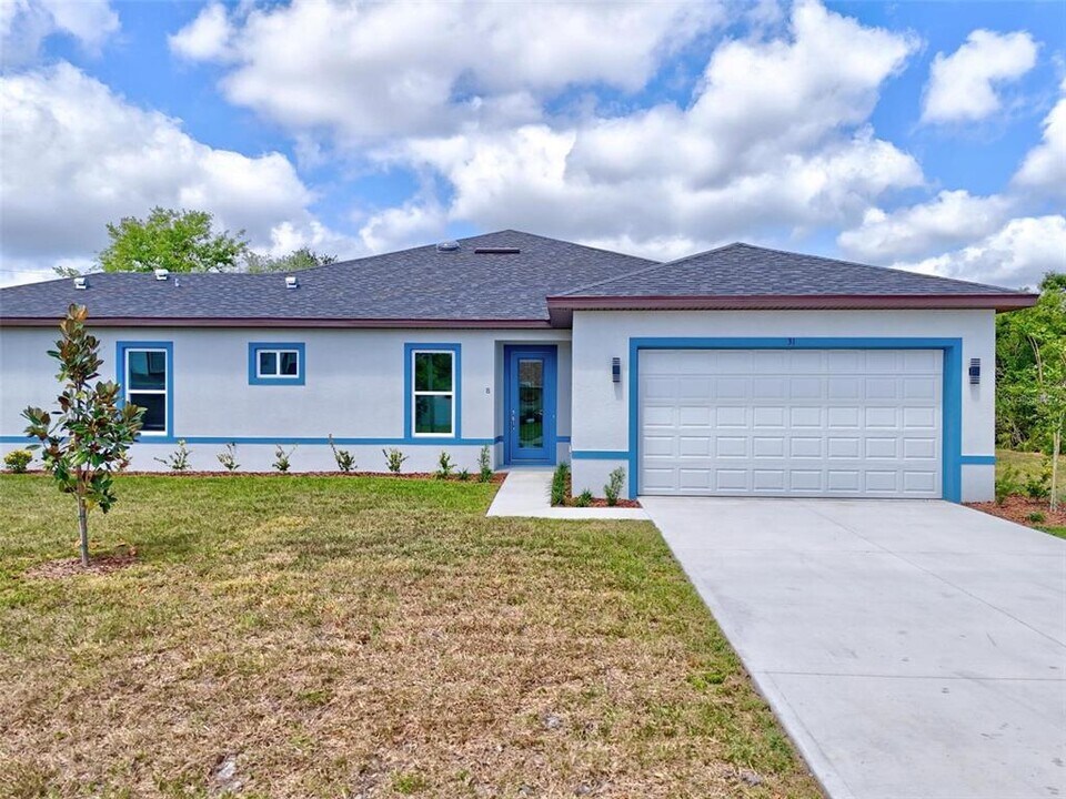 31 Louvet Ln in Palm Coast, FL - Building Photo