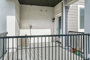 372 W 750 N, Unit Vineyard Condominium in Vineyard, UT - Building Photo