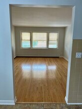 5816 W Montrose Ave in Chicago, IL - Building Photo - Building Photo