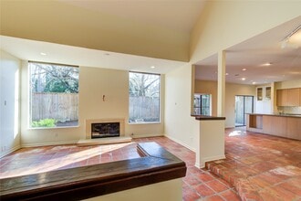 5300 Mercer St in Houston, TX - Building Photo - Building Photo