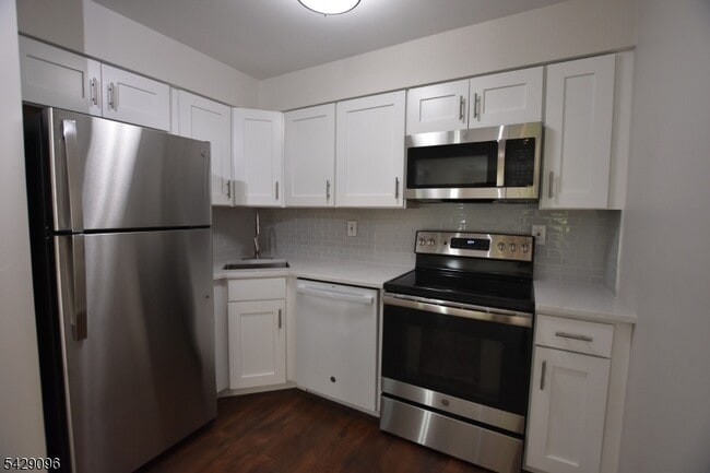 property at 24 Sunrise Dr