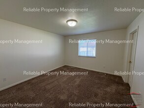 1150 Kingswood Cir in Ammon, ID - Building Photo - Building Photo