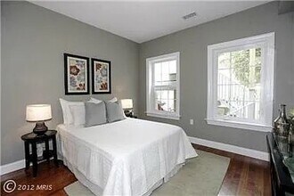 2314 Ashmead Pl NW in Washington, DC - Building Photo - Building Photo