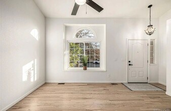 4083 S Kirk Way in Aurora, CO - Building Photo - Building Photo