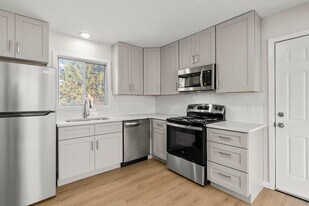 4622 Parkview Dr in Omaha, NE - Building Photo