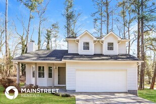 570 Knollwood Dr in Stockbridge, GA - Building Photo