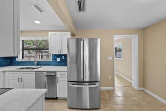 1193-1195 Bass Blvd in Dunedin, FL - Building Photo - Building Photo