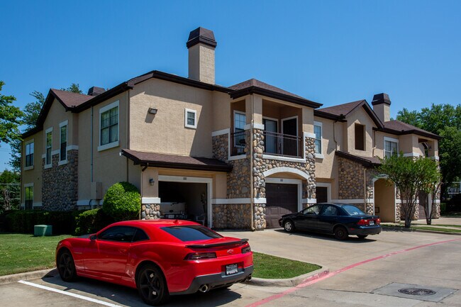 Halston on Frankford in Dallas, TX - Building Photo - Building Photo