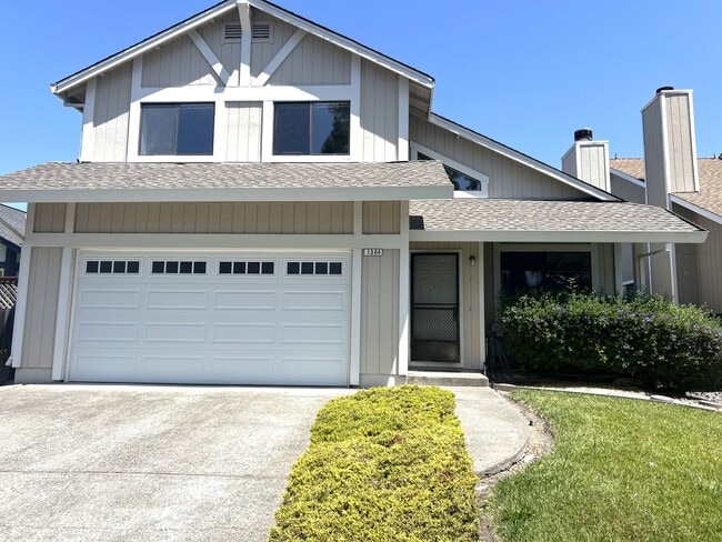 property at 1364 Magnolia Ave