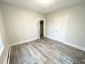 8 Oakland St in Boston, MA - Building Photo - Building Photo