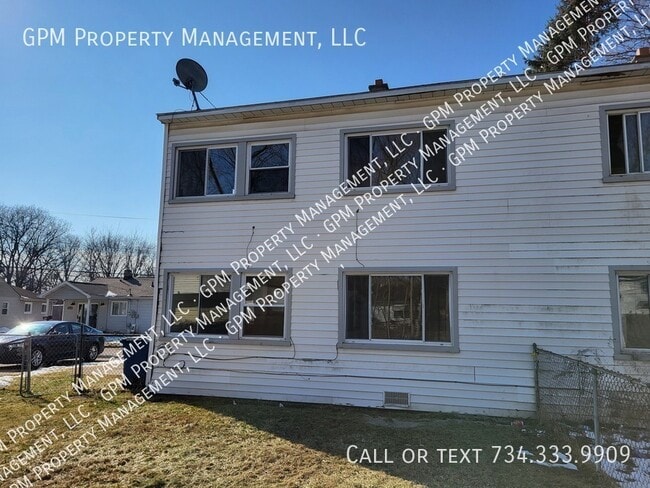 property at 32256 Oscoda Ct