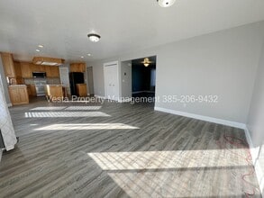 1526 N 2530 W in Clinton, UT - Building Photo - Building Photo
