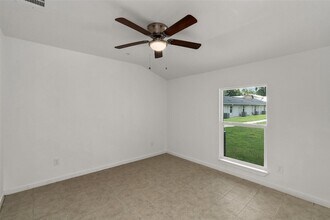 316 W 7th St, Unit 114 in Mount Pleasant, TX - Building Photo - Building Photo