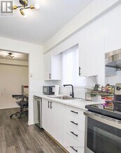 20 Station St in Welland, ON - Building Photo - Building Photo