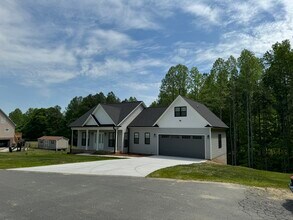329 James Harper Trail in Lexington, NC - Building Photo - Building Photo