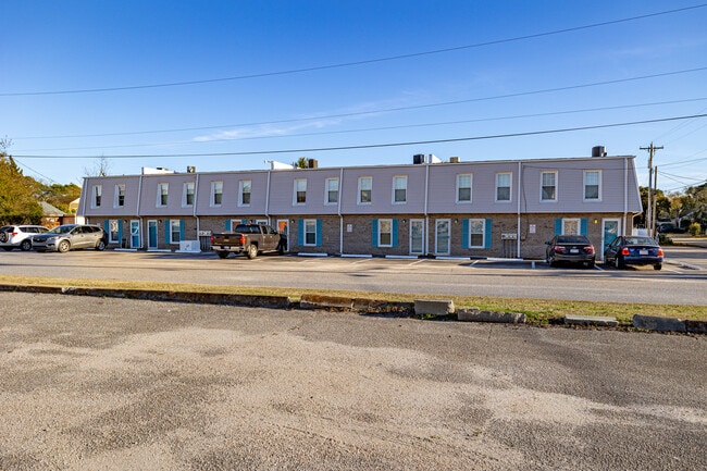 Madison Villas in North Myrtle Beach, SC - Foto de edificio - Building Photo