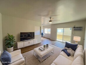 1322 Amherst Ave, Unit 1322-6 in Los Angeles, CA - Building Photo - Building Photo