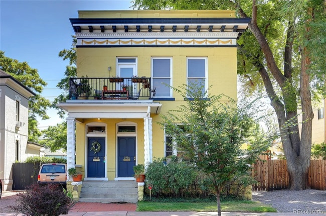 property at 2936 Champa St