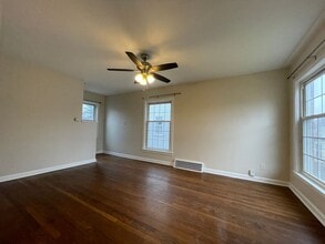 52 Gould Ave in Bedford, OH - Building Photo - Building Photo