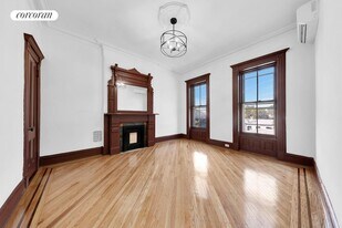 209 Jefferson Ave in Brooklyn, NY - Building Photo