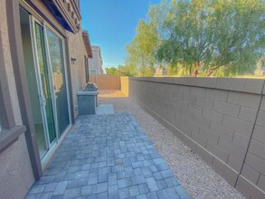 255 N 56th Pl in Mesa, AZ - Building Photo - Building Photo