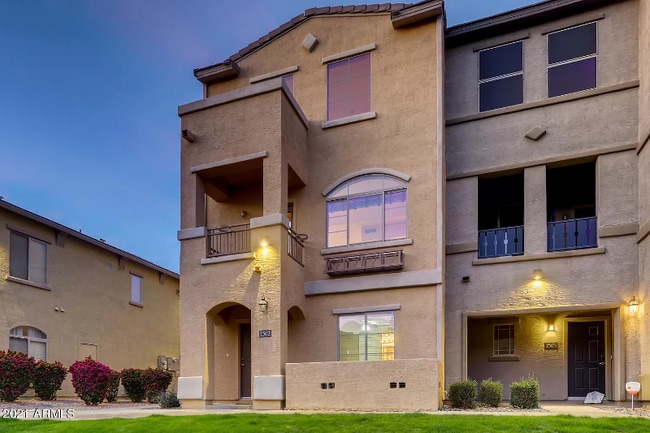 property at 2402 E 5th St