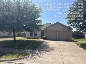 814 Sage Meadow Dr in Glenn Heights, TX - Building Photo