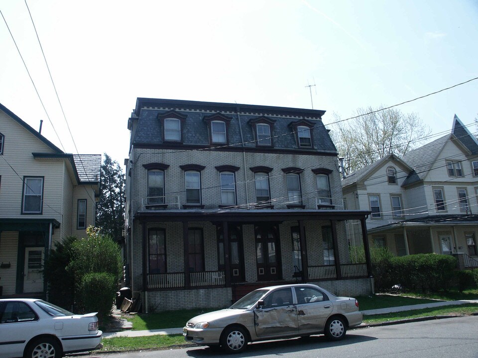 70-72 Jackson Ave in North Plainfield, NJ - Building Photo