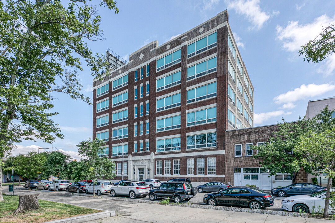 The Lofts at 509 Vine in Philadelphia, PA - Building Photo