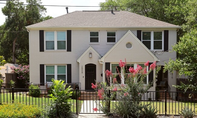 property at 2810 Wooldridge Dr