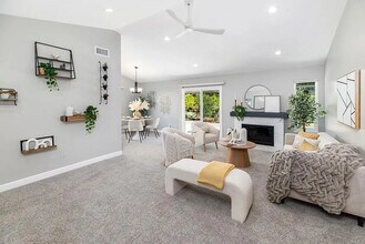 2725 Glasgow Dr in Carlsbad, CA - Building Photo - Building Photo