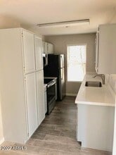 653 W Guadalupe Rd in Mesa, AZ - Building Photo - Building Photo