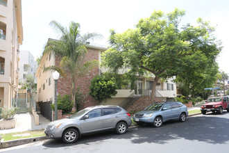 1701 Malcolm Ave in Los Angeles, CA - Building Photo - Building Photo