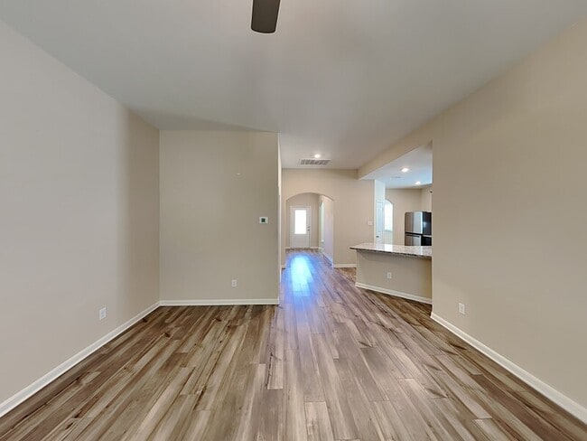 353 Lowery Oaks Trl in Fort Worth, TX - Building Photo - Building Photo