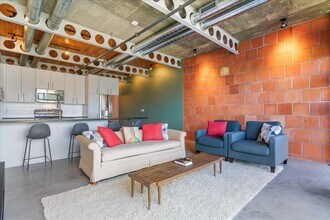 1401 Eva St in Austin, TX - Building Photo - Building Photo