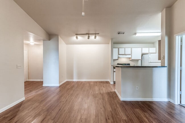 Villas at Costa Brava in San Antonio, TX - Building Photo - Building Photo