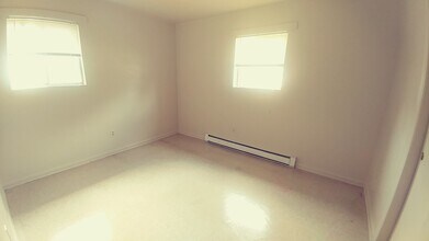 2503 Wyoming Ave-Unit -2503 Wyoming Ave #B in Norfolk, VA - Building Photo - Building Photo