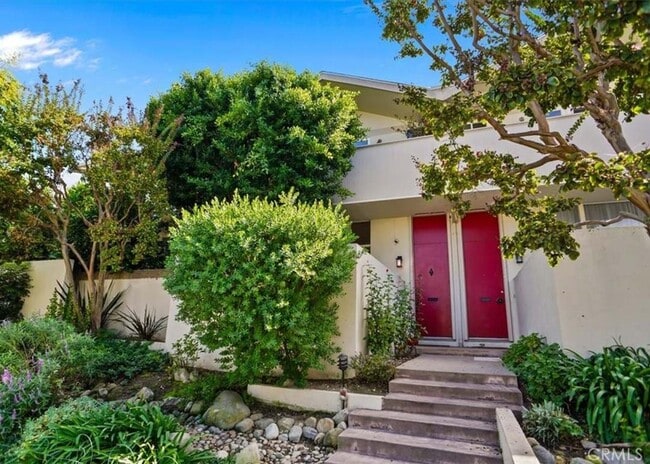 property at 4452 W Kling St