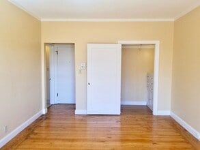 1176 University in Berkeley, CA - Foto de edificio - Interior Photo