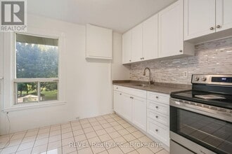 21 PLYMONTH ROAD in Welland, ON - Building Photo - Building Photo
