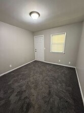 3704 Flint St in Greensboro, NC - Building Photo - Building Photo