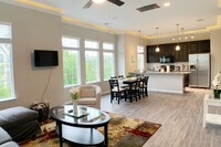 Villas at Kings Harbor in Kingwood, TX - Building Photo - Building Photo