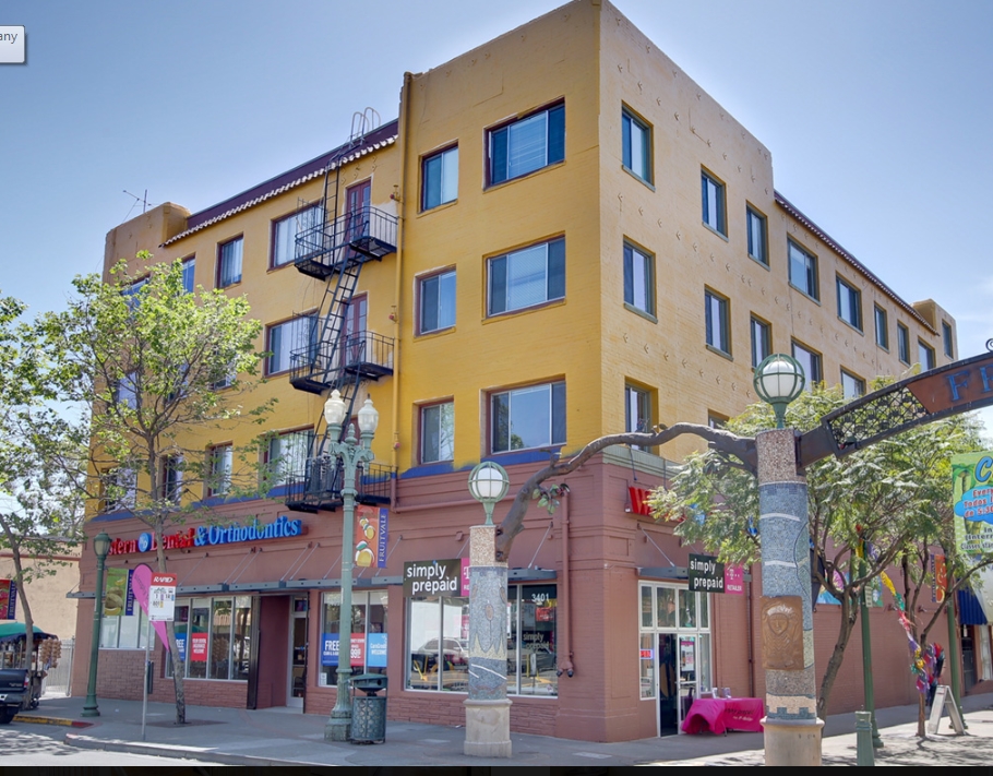 The Esmeralda Building in Oakland, CA - Building Photo