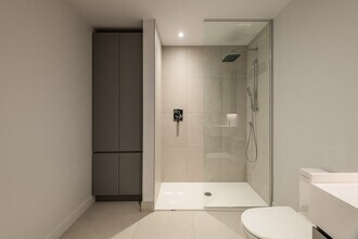 1205 Pl. du Frere Andre in Montréal, QC - Building Photo - Building Photo