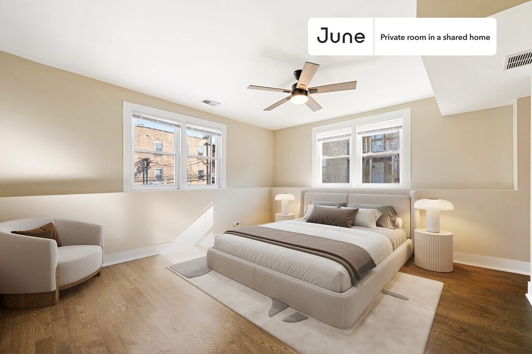 Private bedroom in 4 bed/2 bath Home in Chicago, IL - Building Photo