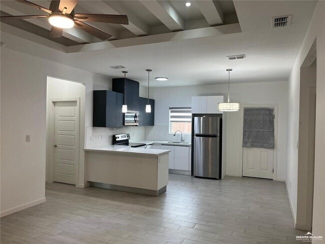 12 West Dr in Pharr, TX - Building Photo - Building Photo